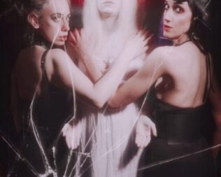 Η τελετή στο Εμπρός